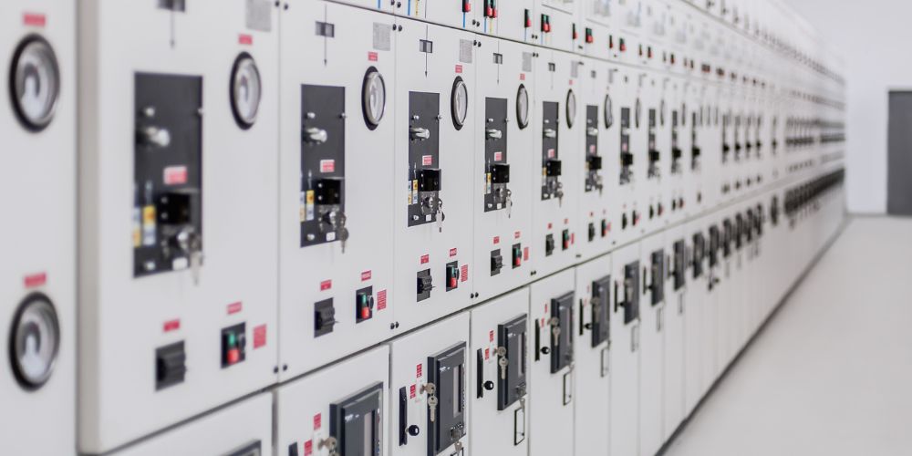 Undervoltage Release Relay with Auto reset Timer